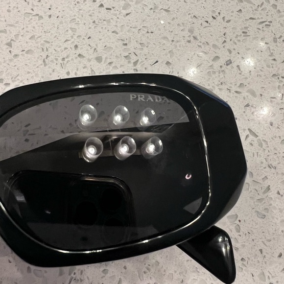 NEW Prada PR 17WF 1AB5S0 Black
Rectangle Unisex Sunglasses - Picture 3 of 14